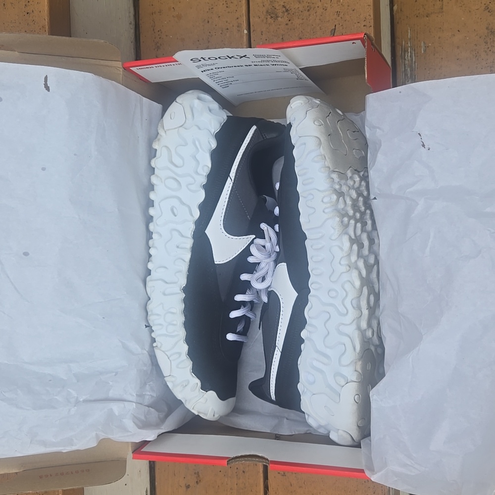 Nike Overbreak SP Black White